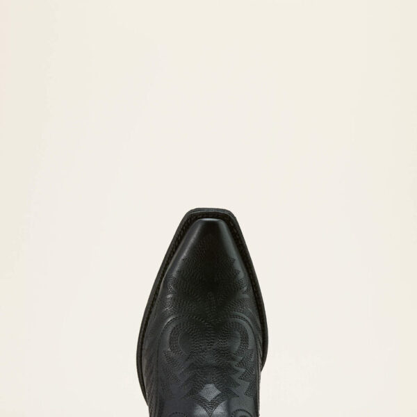 10061139_toe_warm